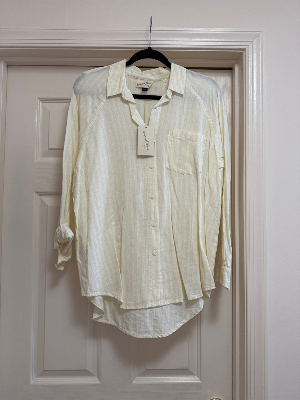 Universal Thread Pale Yellow Striped Women's Button-Down Shirt